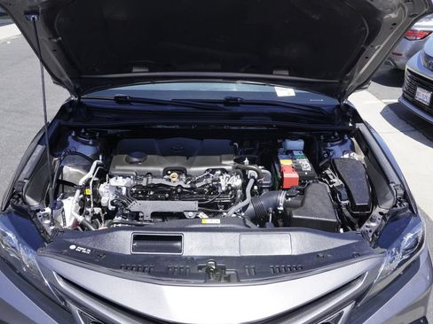 Used 2022 Toyota Camry SE FWD image 30