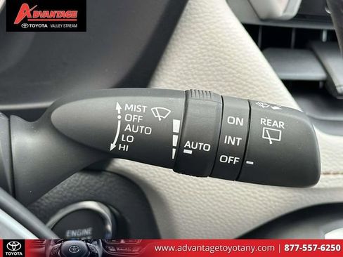 Used 2025 Toyota RAV4 XLE w/ Convenience Package image 28