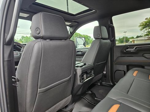 New 2026 GMC Sierra 2500 AT4 w/ AT4 Premium Plus Package AWD/4WD image 25