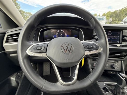 Used 2024 Volkswagen Jetta S image 13