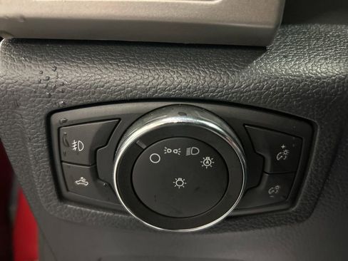 Used 2022 Ford F250 Lariat w/ Black Appearance Package image 28