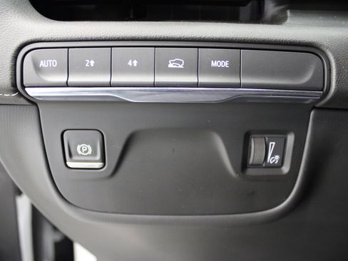 Certified 2023 Cadillac Escalade Premium Luxury image 24