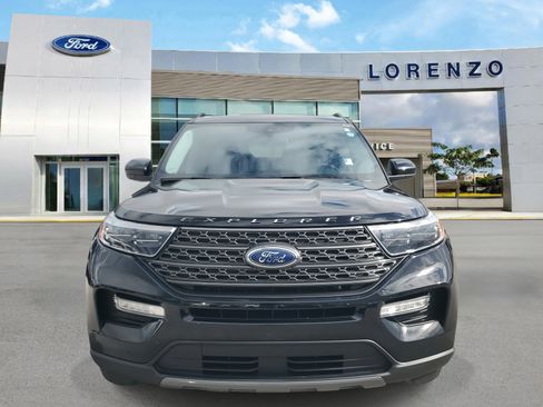 Used 2023 Ford Explorer XLT w/ Equipment Group 202A image 2