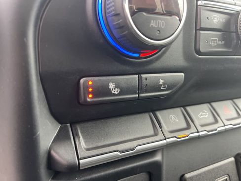 Used 2019 Chevrolet Silverado 1500 RST w/ All-Star Edition image 23