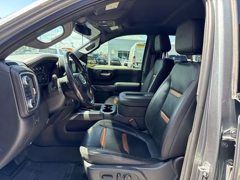 Used 2021 GMC Sierra 1500 AT4 w/ AT4 Value Package AWD/4WD image 9