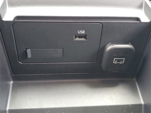 Used 2020 MAZDA MAZDA3 AWD Sedan w/ Preferred Package image 30