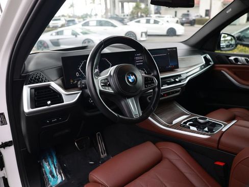 Used 2024 BMW X5 sDrive40i w/ M Sport Package RWD image 15