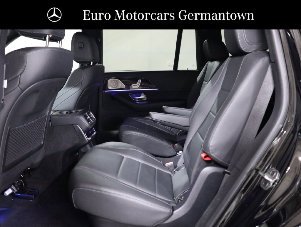 Used 2025 Mercedes-Benz GLS 450 4MATIC image 47