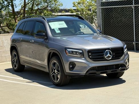 New 2026 Mercedes-Benz GLB 250 image 7