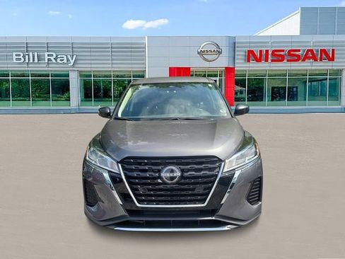 Certified 2025 Nissan Kicks Play S FWD image 2