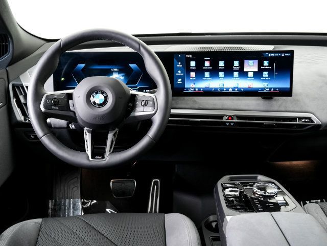 Used 2026 BMW iX xDrive60 w/ M Sport Package AWD/4WD image 15