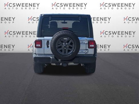 Used 2021 Jeep Wrangler Unlimited Sport AWD/4WD image 4