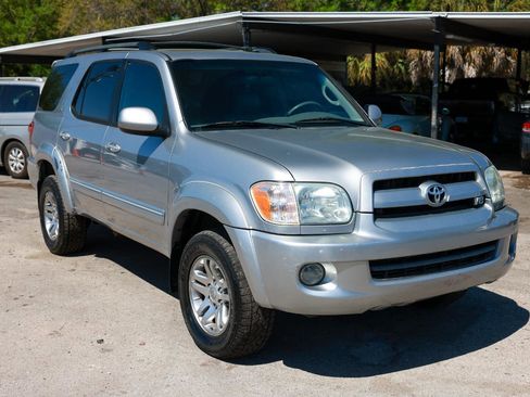 Used 2007 Toyota Sequoia SR5 image 15