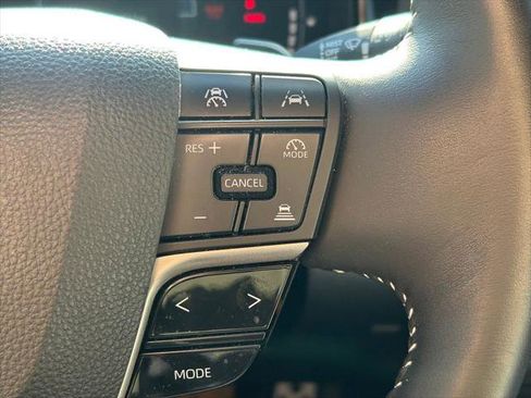 Certified 2025 Toyota Camry SE image 37