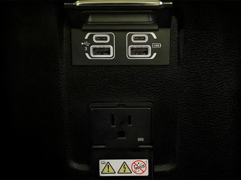 Used 2019 Jeep Wrangler Unlimited Sahara image 57