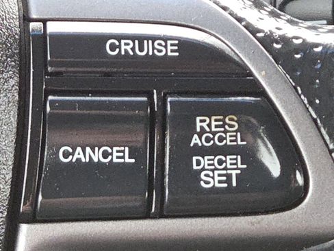 Used 2011 Honda Pilot EX image 5