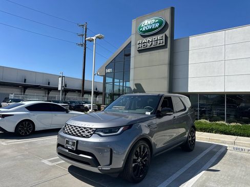 Used 2026 Land Rover Discovery S AWD/4WD image 1