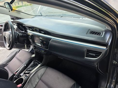 Used 2016 Toyota Corolla S FWD image 21