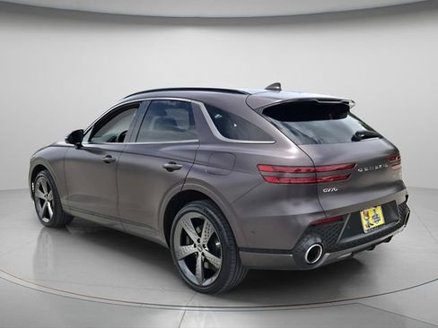 Used 2023 Genesis GV70 2.5T w/ Sport Prestige Package AWD/4WD image 8
