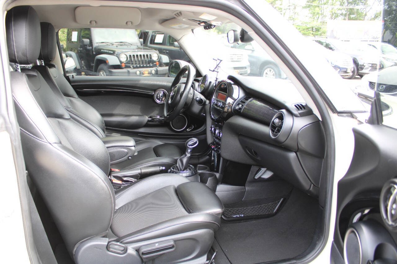 Used 2015 MINI Cooper S FWD image 26