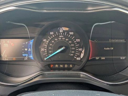 Used 2018 Ford Fusion SE w/ Fusion SE Technology Package image 10