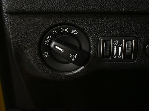 Used 2021 Dodge Charger R/T RWD image 9
