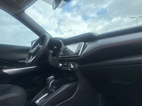 Certified 2020 Nissan Kicks SR w/ SR Premium Package image 19