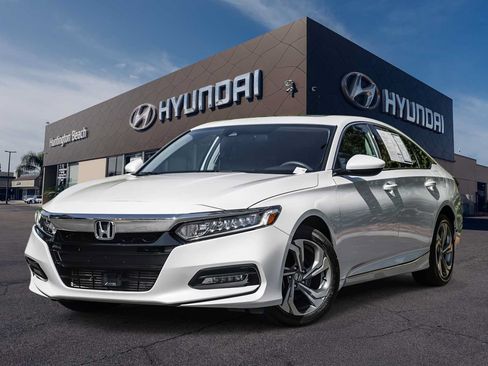 Used 2018 Honda Accord EX image 1