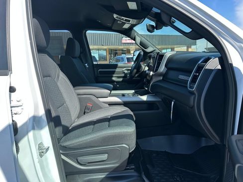 New 2026 RAM 1500 Big Horn AWD/4WD image 20