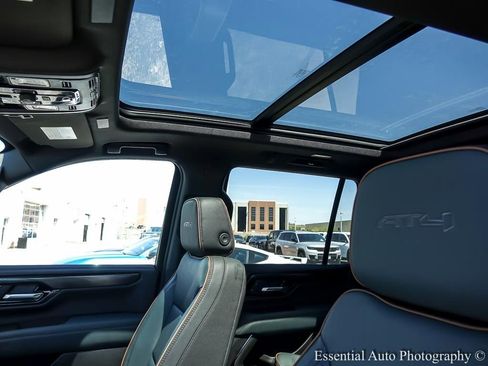 New 2026 GMC Yukon AT4 w/ AT4 Premium Package AWD/4WD image 12