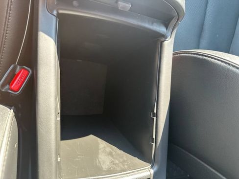Used 2023 Hyundai Santa Fe Limited AWD/4WD image 19