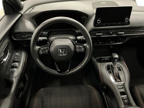Used 2023 Honda HR-V Sport image 14