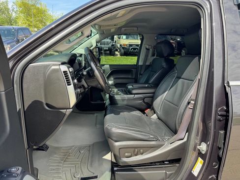 Used 2015 Chevrolet Silverado 2500 LT w/ LT Convenience Package AWD/4WD image 11