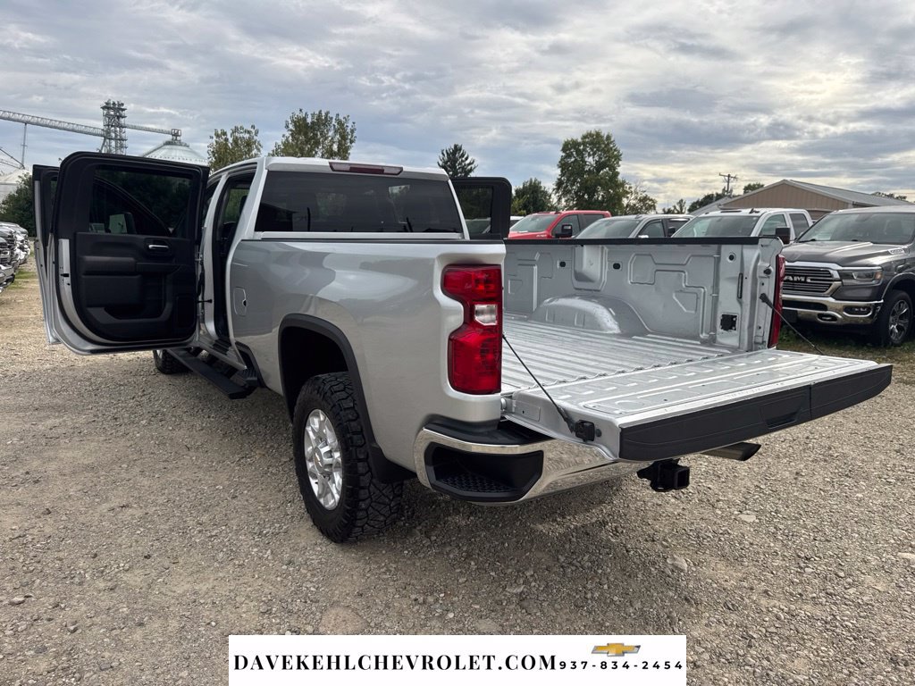Used 2022 Chevrolet Silverado 3500 LT w/ Convenience Package AWD/4WD image 35