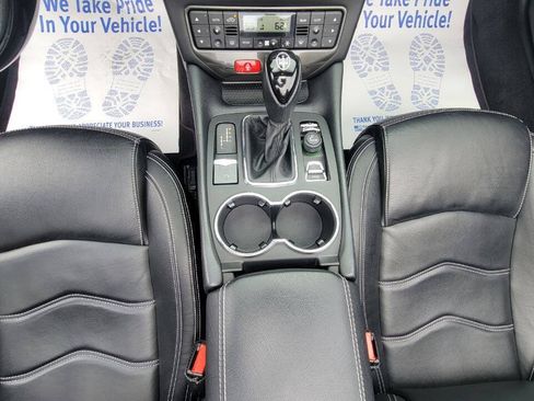 Used 2017 Maserati GranTurismo Convertible RWD image 24
