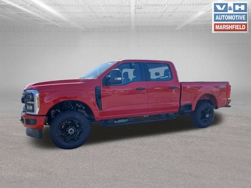 New 2026 Ford F250 XL w/ STX Appearance Package AWD/4WD image 3