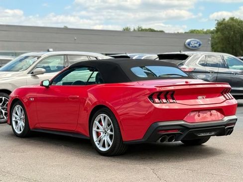 Used 2025 Ford Mustang GT Premium RWD image 33