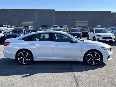 Certified 2022 Honda Accord Sport Special Edition image 24