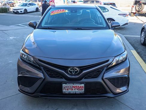 Used 2023 Toyota Camry SE image 9