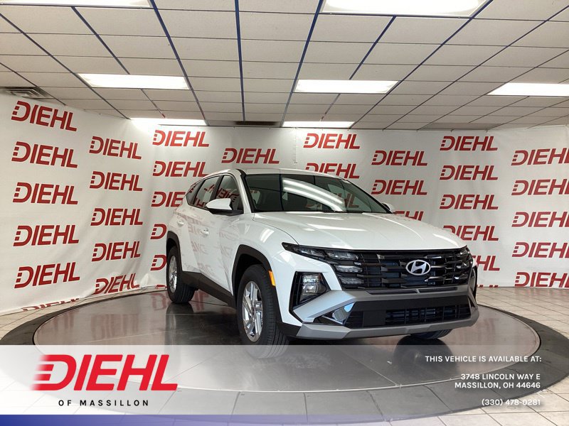 New 2026 Hyundai Tucson SE FWD image 1