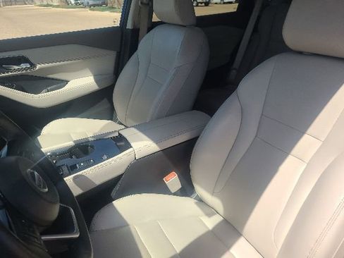 Used 2021 Nissan Rogue SL w/ Premium Package FWD image 24