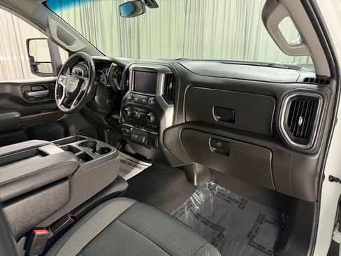 Used 2022 Chevrolet Silverado 2500 LT w/ Convenience Package AWD/4WD image 8