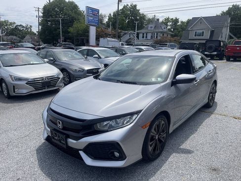 Used 2018 Honda Civic EX image 1
