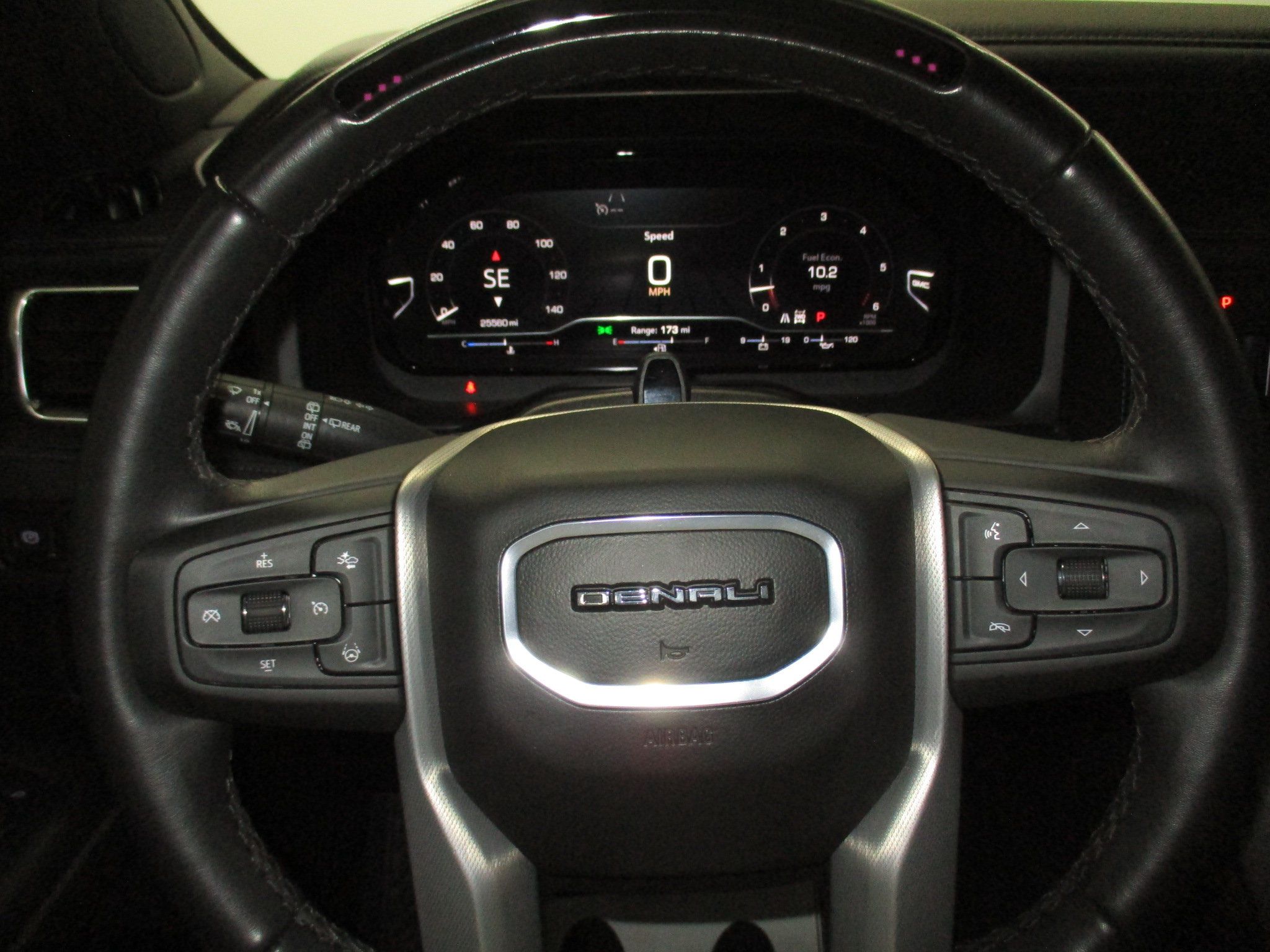 Certified 2024 GMC Yukon Denali w/ Advanced Technology Package AWD/4WD image 36