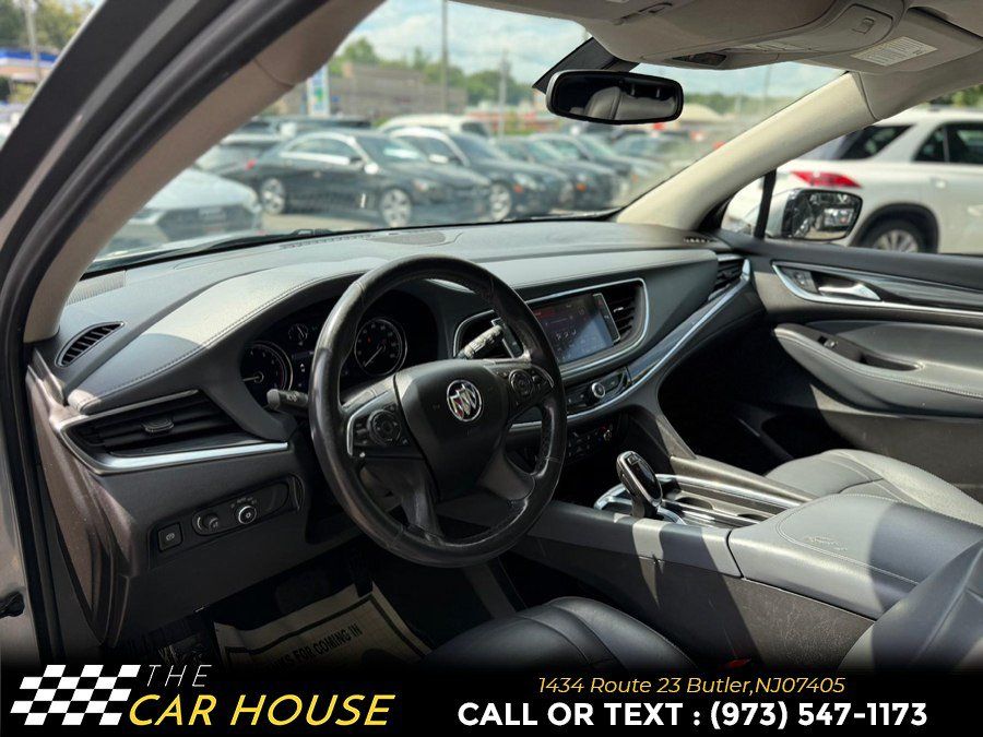Used 2021 Buick Enclave Essence w/ Sound and Sites Package AWD/4WD image 14