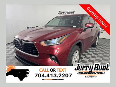 Used 2021 Toyota Highlander LE