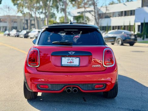 Used 2019 MINI Cooper S image 8