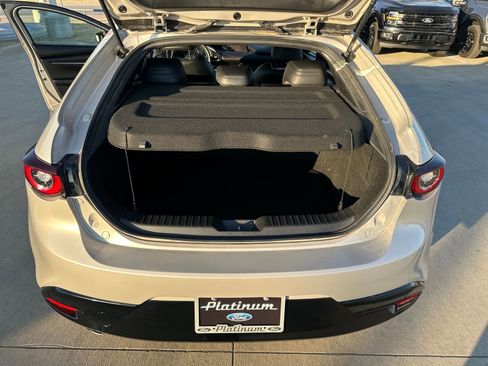 Used 2024 MAZDA MAZDA3 s image 23