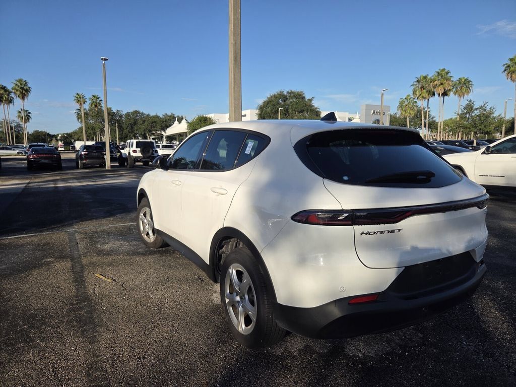 Used 2025 Dodge Hornet GT AWD/4WD image 4