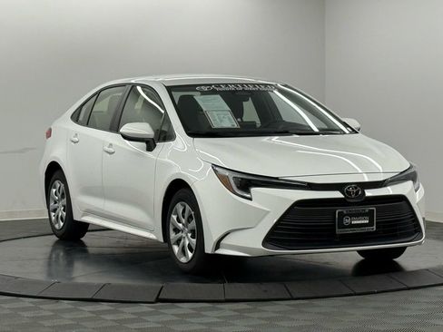 Certified 2026 Toyota Corolla LE image 5